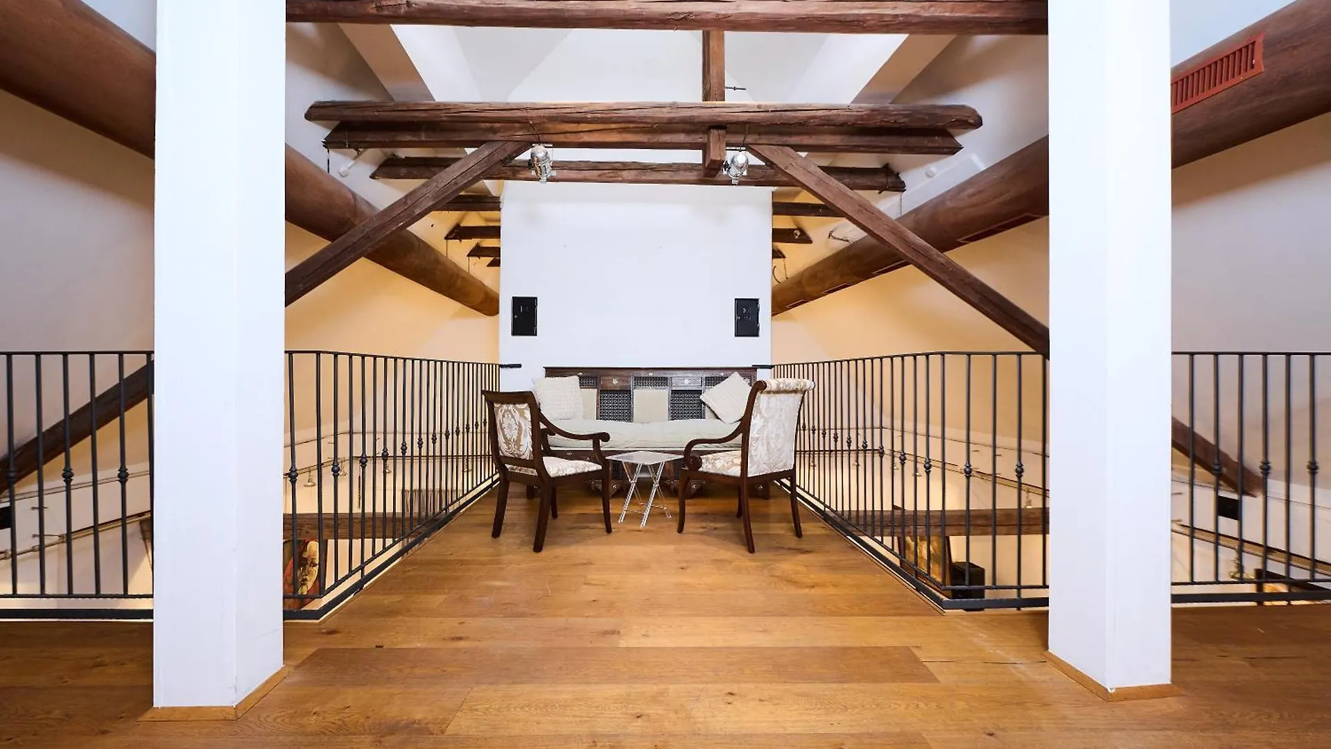 Art Apartments Sievering Вена
