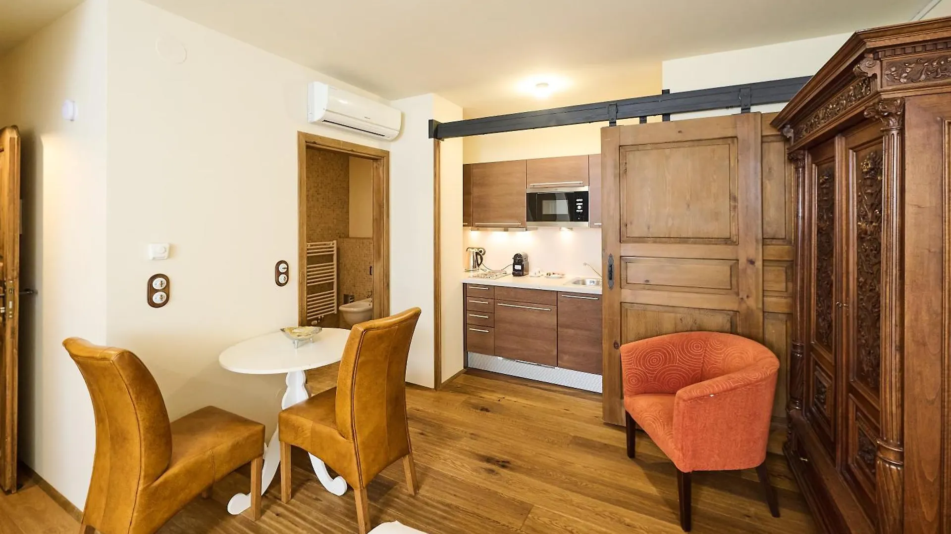 Art Apartments Sievering Вена 0*,